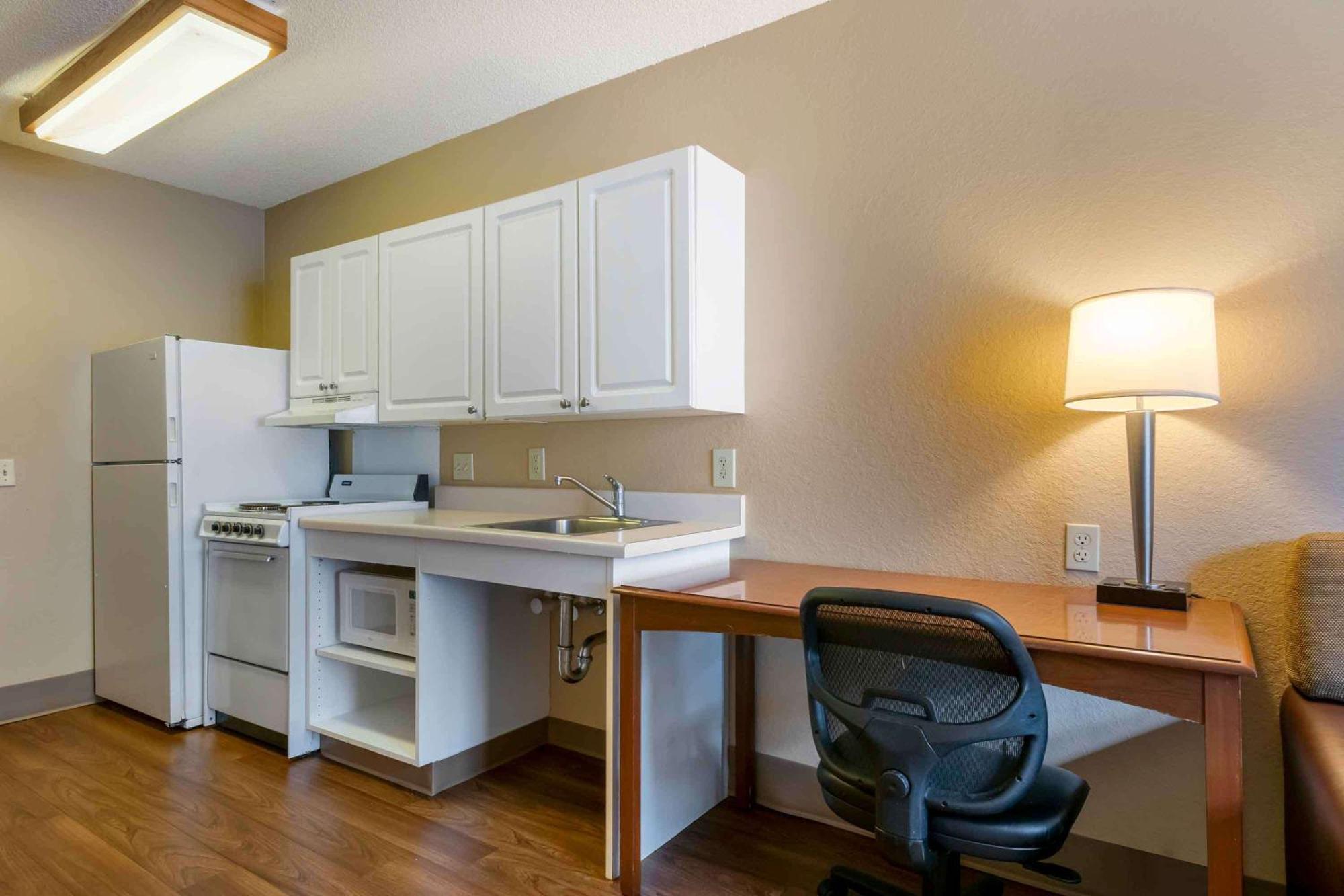 Extended Stay America Suites - Orlando - Convention Center - 6443 Westwood Williamsburg Εξωτερικό φωτογραφία
