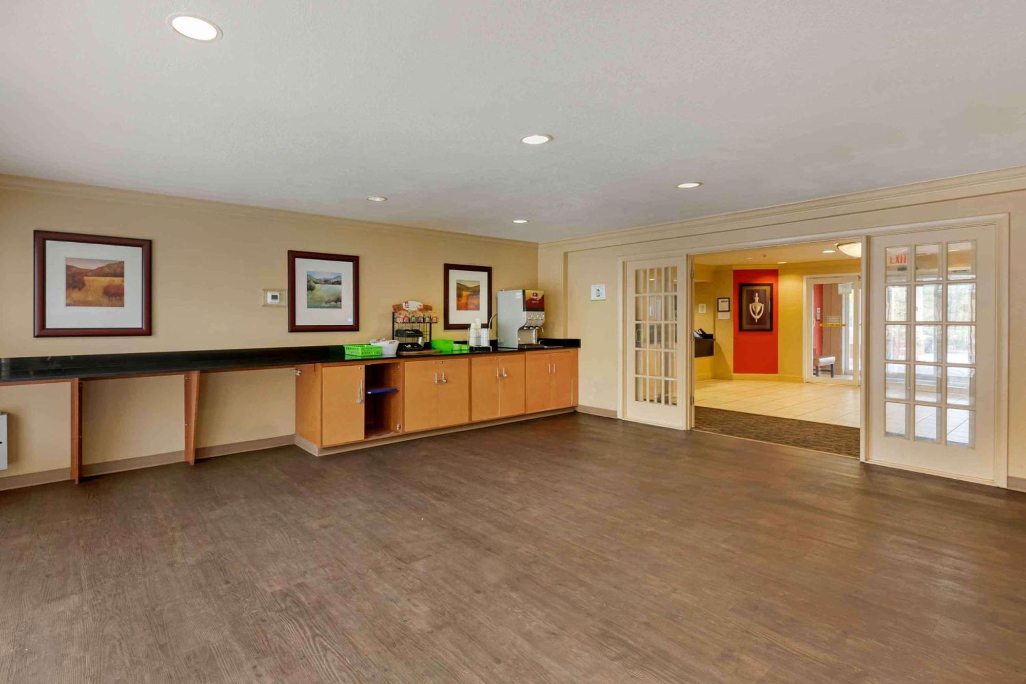 Extended Stay America Suites - Orlando - Convention Center - 6443 Westwood Williamsburg Εξωτερικό φωτογραφία